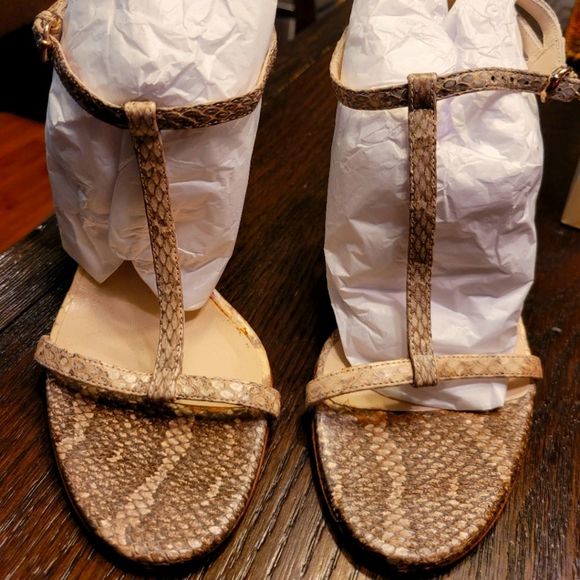 Authentic Gucci snake print heels - Picture 1 of 11